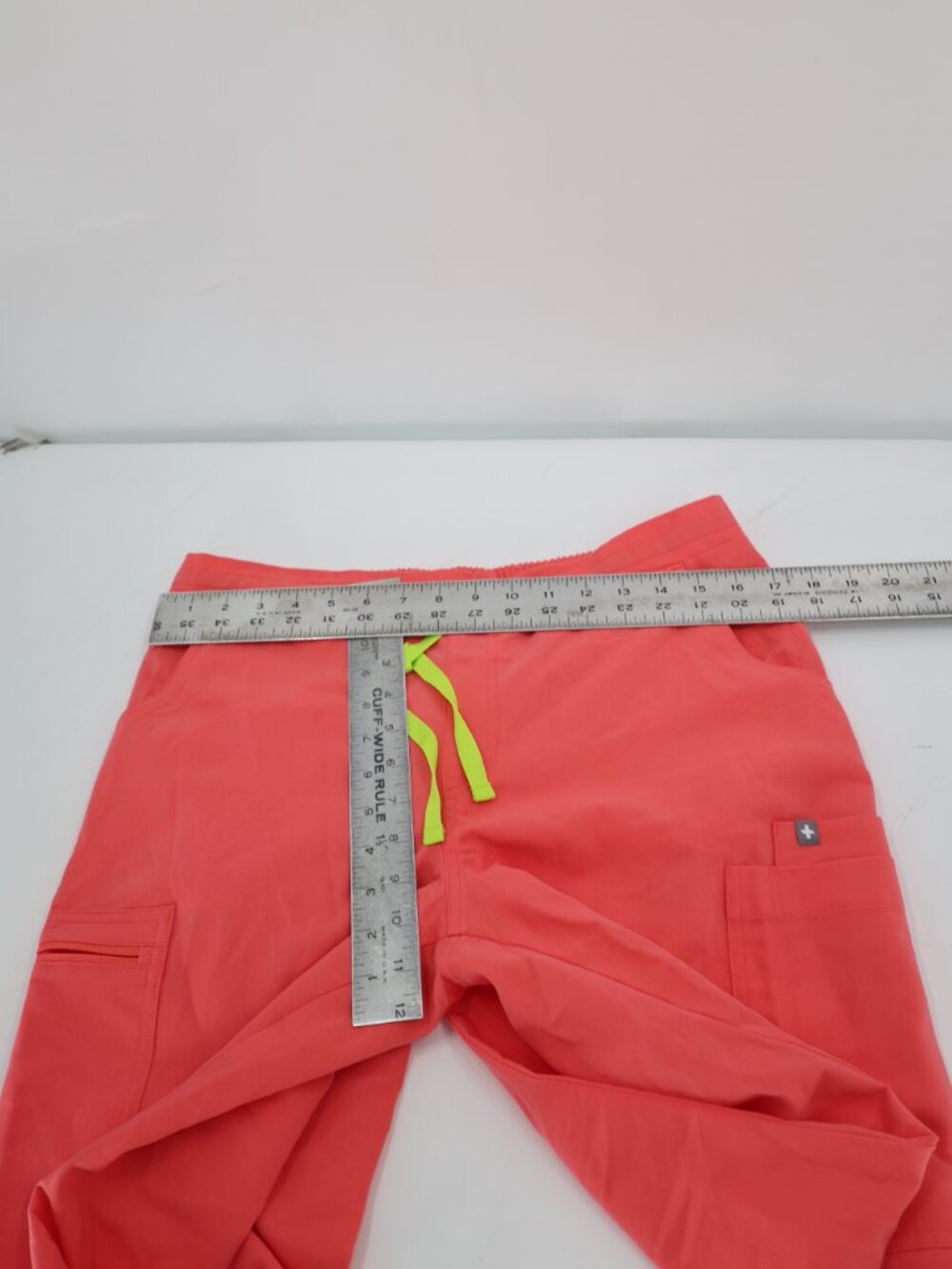NWT FIGS Scrub Pants Women Medium Yola Skinny Medical Drawstring Stretch Pockets - Picture 9 of 12